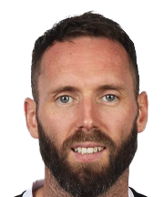 https://img.lingpool.com/img/football/player/48c2eca669613d75af2eaebeb52fa4c5.png