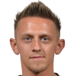 https://img.lingpool.com/img/football/player/659fa466fe07816f871626582e256c34.png